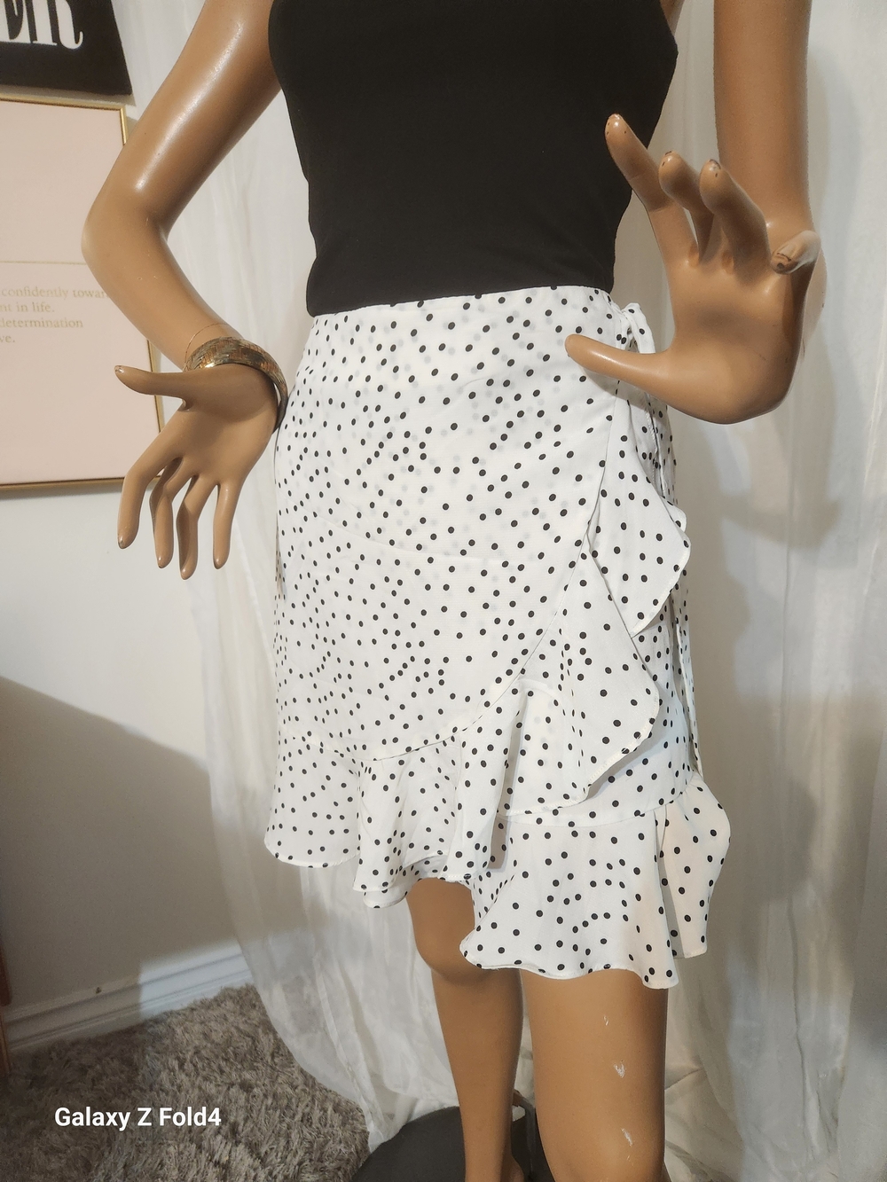 Women's White Polka Dot Ruffle Mini Skirt Sz 8